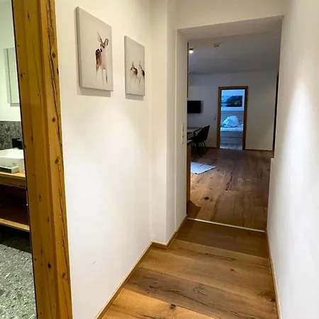 In Stubaital Near Lift, Cleaning Included Appartement