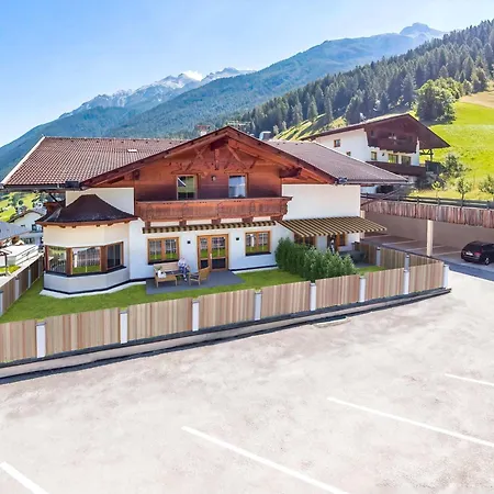 In Stubaital Near Lift, Cleaning Included Neustift im Stubaital